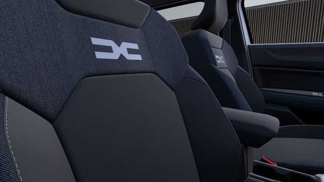 DACIA Duster (438465599)