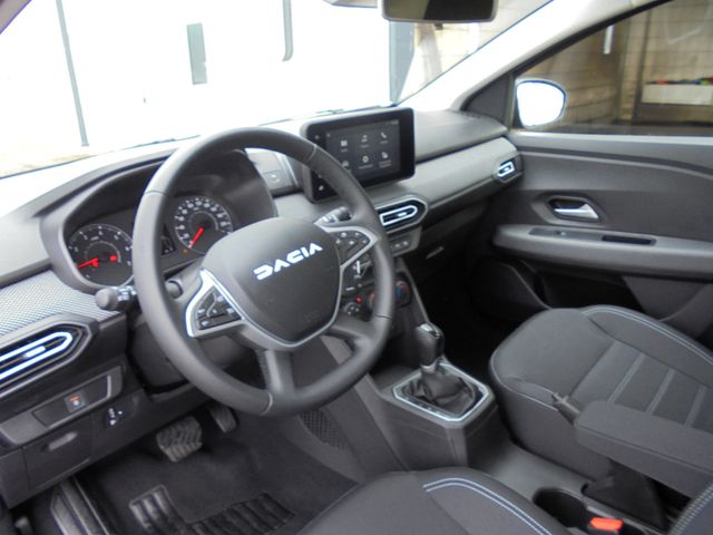 DACIA Sandero (450872009)